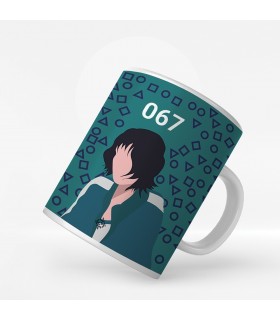 Taza El Juego del Calamar [ Jugador Número 067 ] Regalo Original para Empezar el día Tomando Café Cargadito o té.