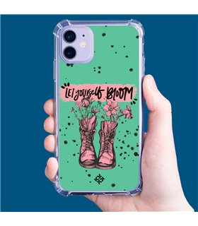 Funda Antigolpe [ Motorola Moto E22 ] Dibujo Frases Guays [ Botas Let Yourself Bloom ] Esquina Reforzada Silicona